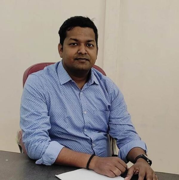 Dr Pratik Keshari